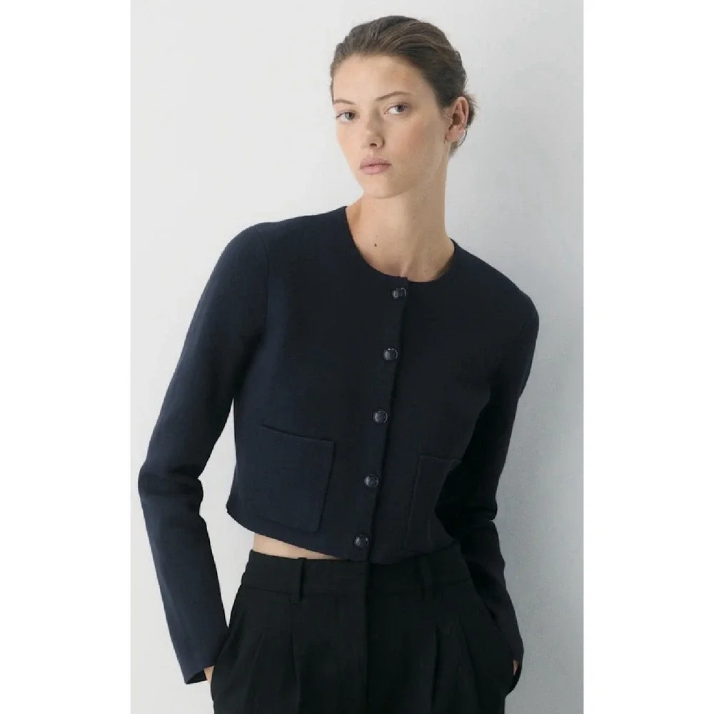 Aritzia Babaton Notable Cardigan Sweater Black Crop Knit Pockets Women Sz Large